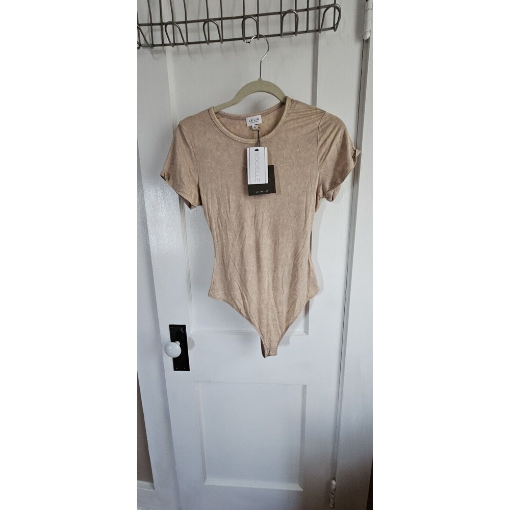 NWT LE LIS Tank‎ Bodysuit short sleeve thong Rayon One Piece Womens Small
